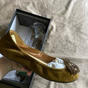 **NEVER WORN** Pelle Moda Flats 8.5